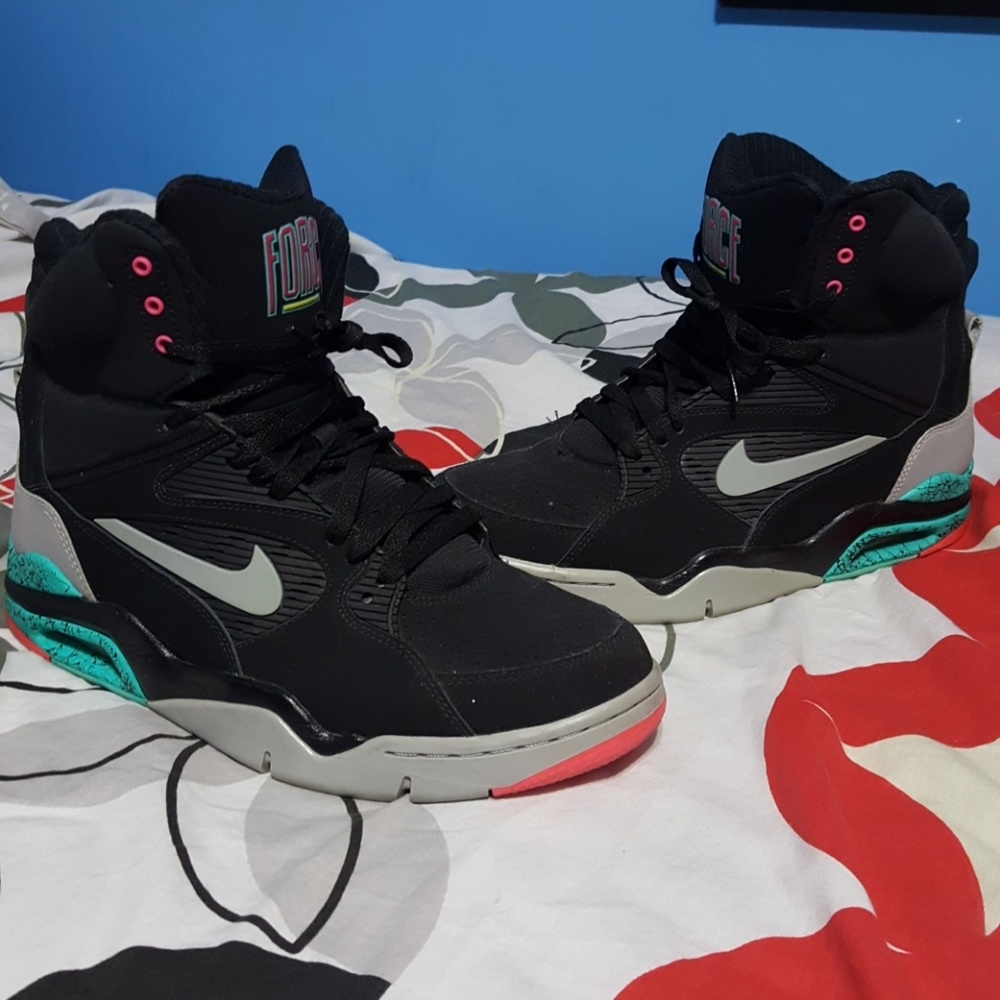 Used Nike Air Command Force Mens Size 10